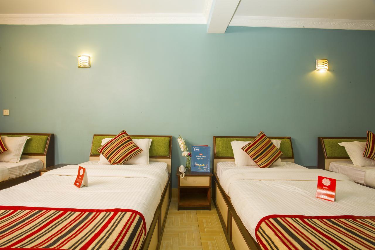 Oyo 145 Sirahali Khusbu Hotel &Lodge Катманду Экстерьер фото